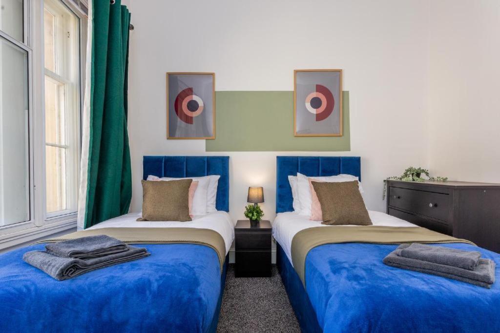 Newcastle'S Most Central Apartment - Sleeps 10 Eksteriør billede